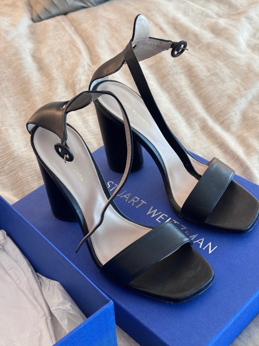 Stuart Weitzman Black Heels Size 40